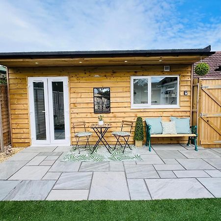 The Mudeford Gem Accommdation Christchurch  Exterior photo