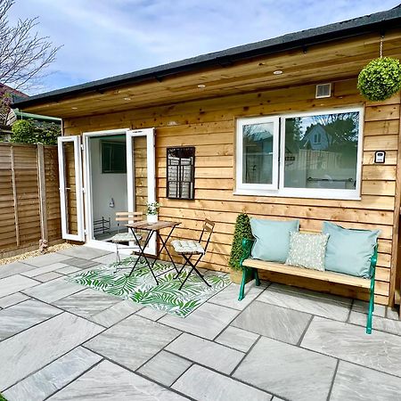 The Mudeford Gem Accommdation Christchurch  Exterior photo